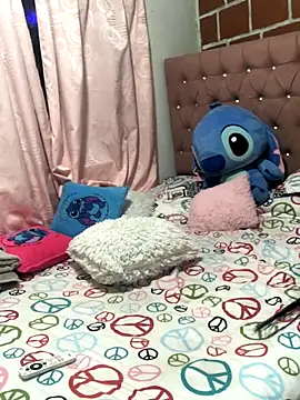 Rachellcooperrr online show from December 2025 02:51:01 AM