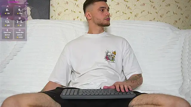 johnstoneisland online show from June 2026 12:44:02 PM