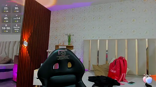 BLUE TAY1 online show from September 2025 11:45:01 AM