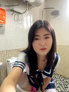 xtt1689999 online show from November 2025 03:49:01 AM