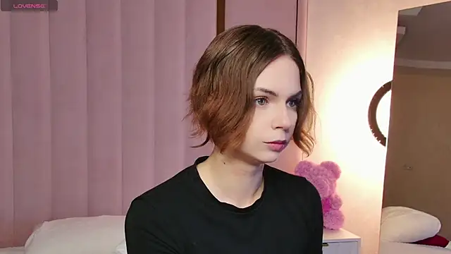 Snapshot of Miranda_Kerry chatting on May 2026 06:21:02 AM Miranda Kerry online show from May 2026 06:21:02 AM