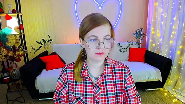 YourUniverser online show from April 2026 04:26:01 AM