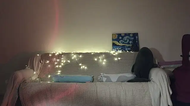 Pixxxis online show from October 2025 12:12:02 AM