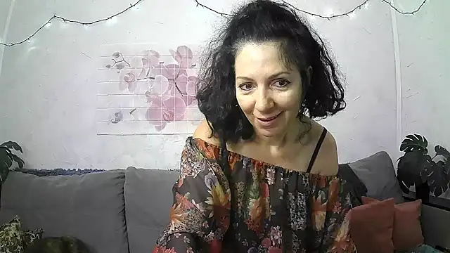 Snapshot of ValleriWind chatting on May 2026 12:05:01 AM ValleriWind online show from May 2026 12:05:01 AM