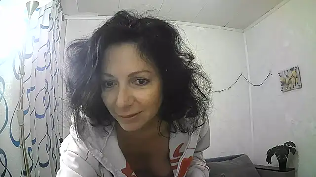 Snapshot of ValleriWind chatting on June 2026 11:43:02 PM ValleriWind online show from June 2026 11:43:02 PM