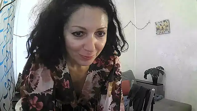 Snapshot of ValleriWind chatting on June 2026 01:28:02 AM ValleriWind online show from June 2026 01:28:02 AM