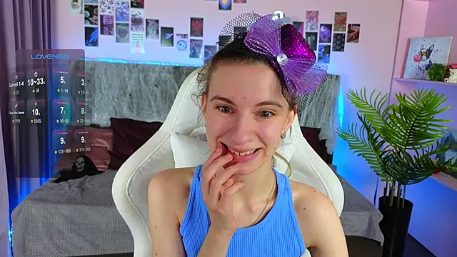 Snapshot of kaleriyaa_ chatting on October 2025 05:04:02 AM kaleriyaa online show from October 2025 05:04:02 AM