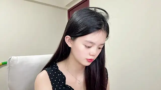 Nicole-13 online show from June 2026 12:29:02 PM