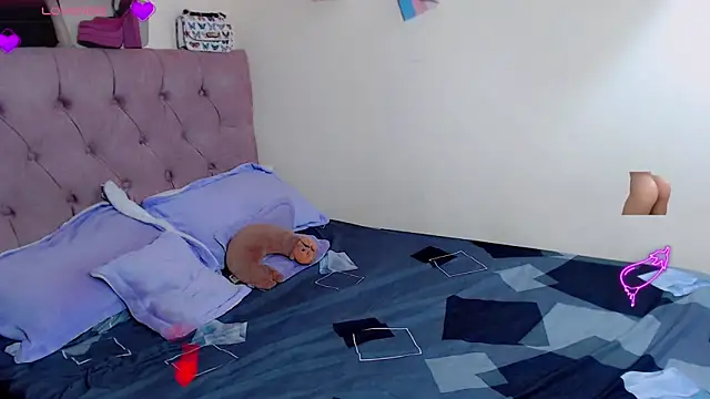 Snapshot of Percy-99 chatting on October 2025 06:58:01 PM Percy-99 online show from October 2025 06:58:01 PM