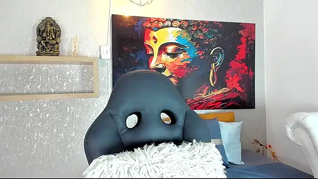 aitana baker  online show from April 2026 07:33:02 PM