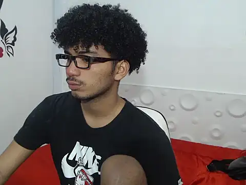 felipecams123 online show from September 2025 12:47:01 AM