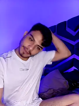 Bastian MCcormick online show from November 2025 01:39:01 AM