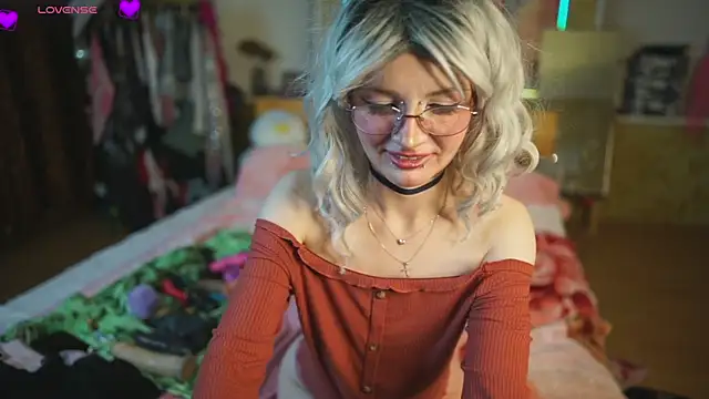 Dia Angel online show from April 2026 06:43:02 PM