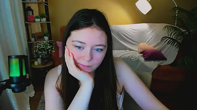 AlluringLookk online show from January 2026 09:25:01 AM