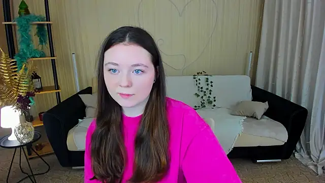 AlluringLookk online show from February 2026 04:21:02 PM