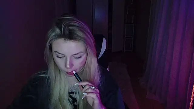 AngelicaHollywood online show from January 2026 07:06:01 PM