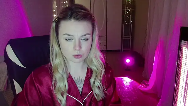 AngelicaHollywood online show from February 2026 08:14:01 PM