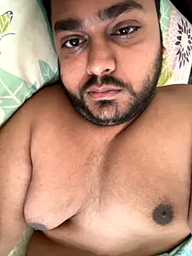 blrguychub online show from November 2025 02:11:01 AM