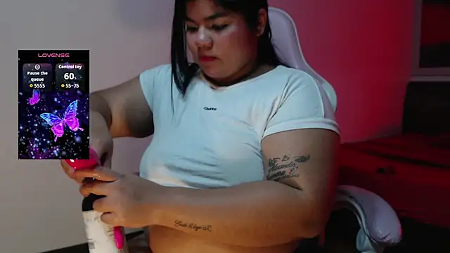 Lia Arellano online show from February 2026 07:04:02 PM