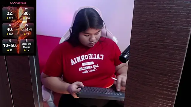 Snapshot of Lia_Arellano chatting on June 2026 07:27:02 PM Lia Arellano online show from June 2026 07:27:02 PM