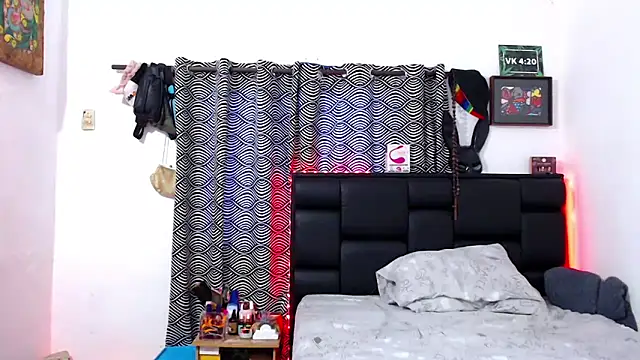 Azley sweet online show from November 2025 02:27:02 PM