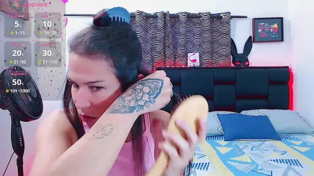 Azley sweet online show from April 2026 12:42:02 PM