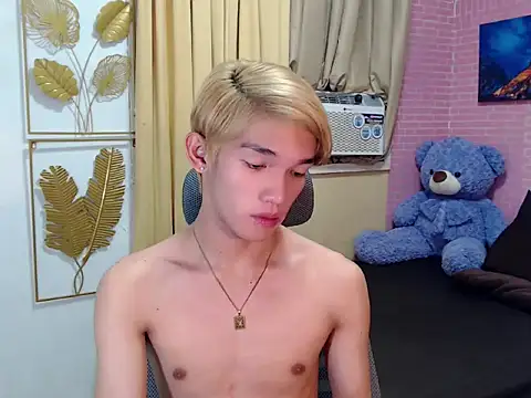 fuckerfriendsxx online show from April 2026 12:00:02 PM