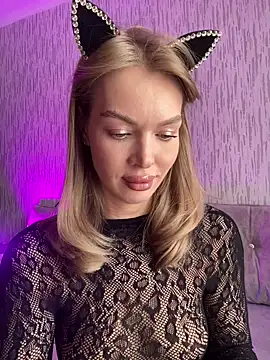 Snapshot of miss_veroNika chatting on May 2026 02:38:01 AM miss veroNika online show from May 2026 02:38:01 AM