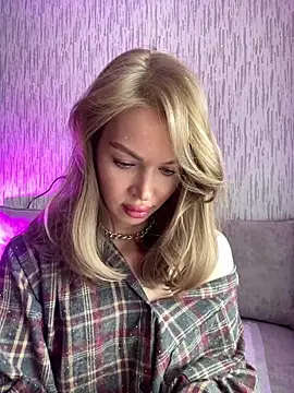 Snapshot of miss_veroNika chatting on May 2026 02:41:01 AM miss veroNika online show from May 2026 02:41:01 AM