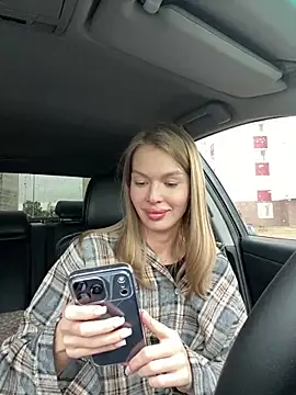Snapshot of miss_veroNika chatting on May 2026 12:13:02 PM miss veroNika online show from May 2026 12:13:02 PM