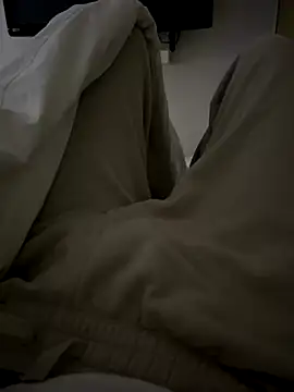 Frankieyyy1 online show from November 2025 06:24:02 PM