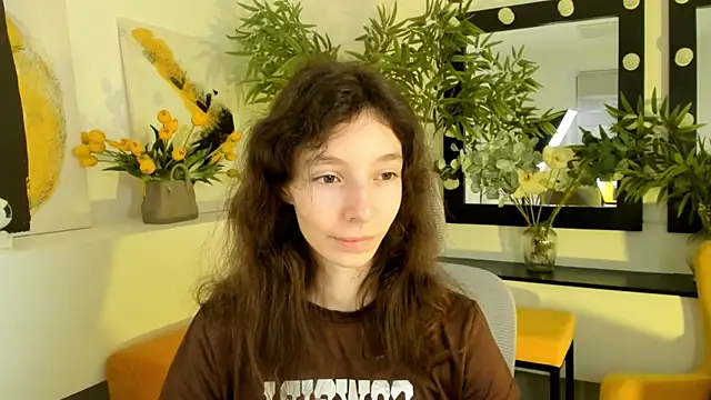 Snapshot of EmmanuellBrown chatting on October 2025 04:09:01 AM EmmanuellBrown online show from October 2025 04:09:01 AM