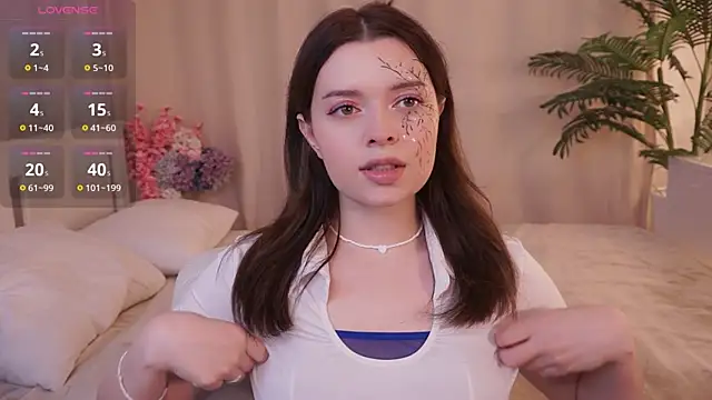 BlissHey online show from October 2025 04:11:01 PM