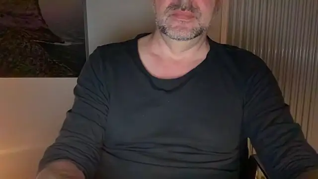 Snapshot of german9inch chatting on March 2025 09:57:01 PM german9inch online show from March 2025 09:57:01 PM