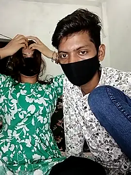 hiddennisha online show from October 2025 05:00:01 PM