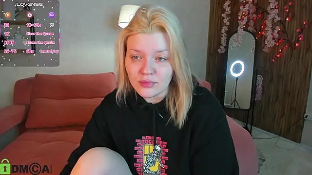 Snapshot of Michele_Greenn chatting on July 2026 01:09:01 AM Michele Greenn online show from July 2026 01:09:01 AM
