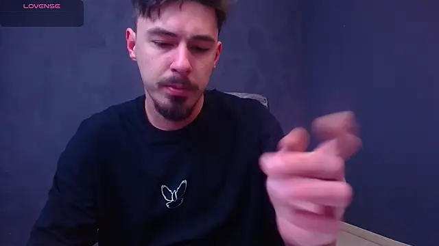 EnzoRace online show from December 2025 05:35:02 AM