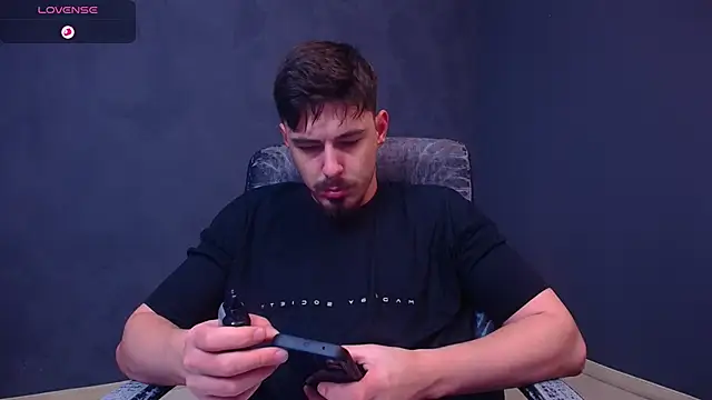 EnzoRace online show from December 2025 06:07:02 AM