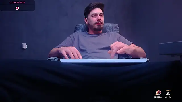 EnzoRace online show from January 2026 06:07:02 AM