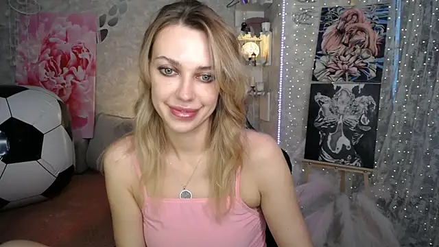 NickyAdamidi online show from July 2026 04:21:01 PM