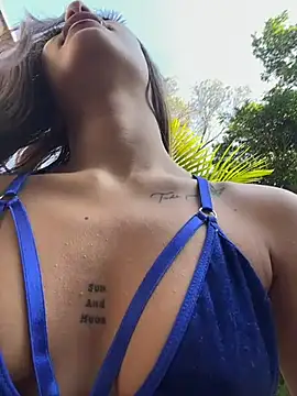 MystiqueXXX online show from October 2025 01:09:01 PM