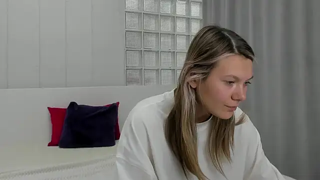 Sunny Sammy online show from September 2025 06:07:01 AM