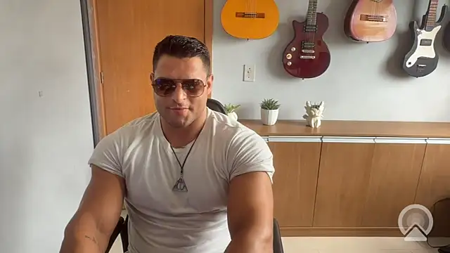 KRYSTALIZEDY online show from April 2026 05:24:02 PM