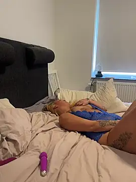 SvenskMILF online show from March 2026 11:16:02 AM