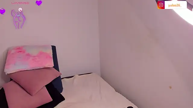 Brandy brown  online show from September 2025 12:15:01 AM