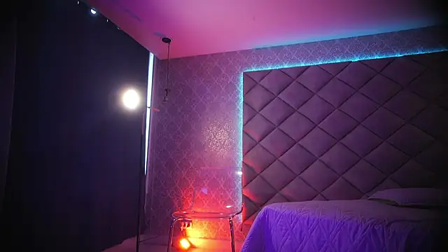 Snapshot of grayce_blossoms_24 chatting on October 2025 08:39:02 PM grayce blossoms 24 online show from October 2025 08:39:02 PM