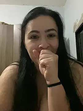 Snapshot of IvettSt_ chatting on April 2026 04:22:01 AM IvettSt online show from April 2026 04:22:01 AM