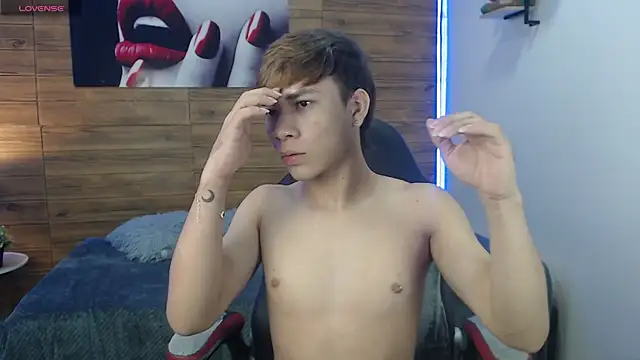 nathanclay online show from April 2026 03:29:02 AM