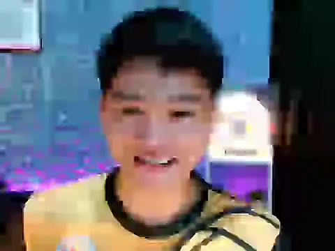 Snapshot of Mister_officer69 chatting on December 2025 04:58:02 PM Mister officer69 online show from December 2025 04:58:02 PM