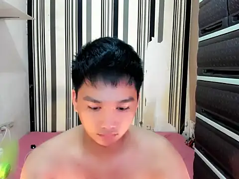 Snapshot of Mister_officer69 chatting on February 2026 11:44:01 AM Mister officer69 online show from February 2026 11:44:01 AM